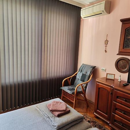 Сладкият Кът На Радост Daire Burgaz Dış mekan fotoğraf